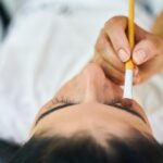 Sopracciglia curate e definite, suggerimenti dell'esperta per ottenerle in due semplici passaggi.